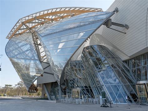 frank gehry fondation louis vuitton news|Louis Vuitton foundation facts.